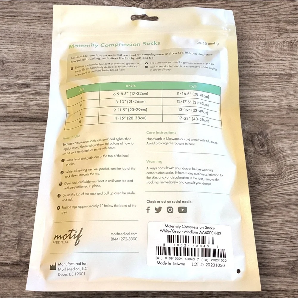 Motif Maternity Gradient Compression Socks, Size Medium 20-30 mmHg‎ AAB0004-02